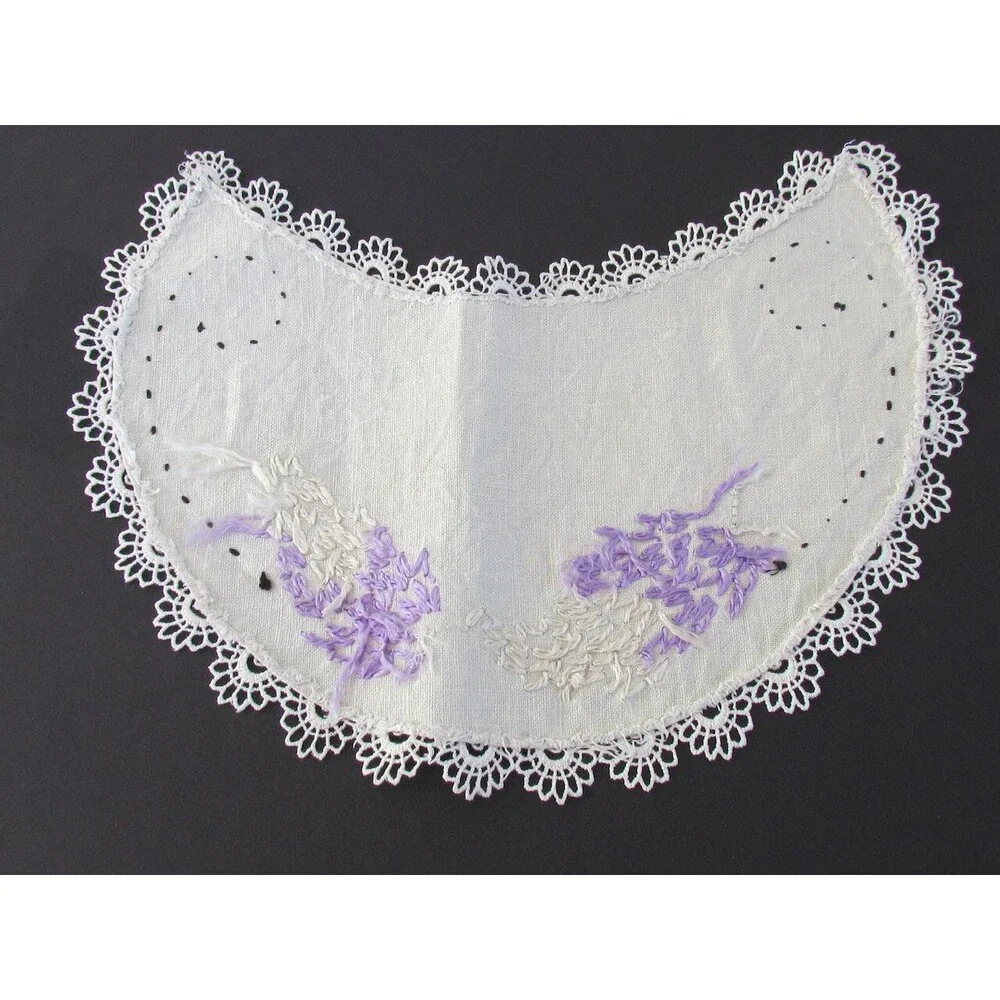 Vintage Butterfly Floral Doily Dresser Scarf Embroidery Set Linen Crochet Edges